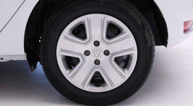 DACIA SANDERO BERLINA CON PORTON 1.5 BLUE DCI COMFORT 70KW 95 5P