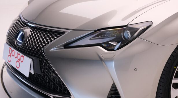 LEXUS RC 300h EXECUTIVE NAVIGATION COUPE AUTO 2.5 223 2P LEXUS RC 300h EXECUTIVE NAVIGATION COUPE AUTO 2.5 223 2P