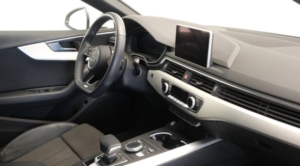 AUDI A5 BERLINA CON PORTON 2.0 TDI S TRONIC SPORT SPORTBACK 190 5P