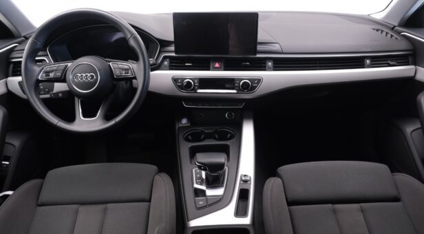 AUDI A4 FAMILIAR 2.0 30 TDI S TRONIC S LINE AVANT 136 5P