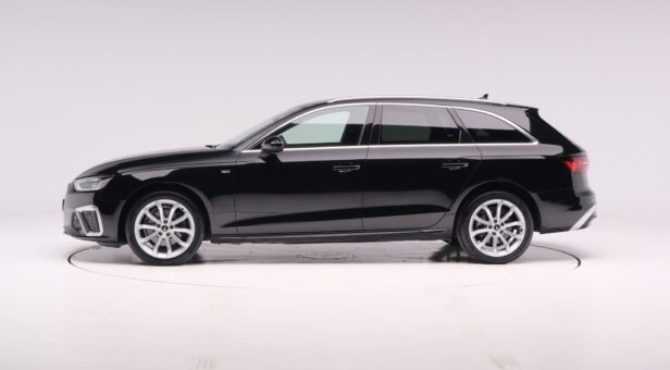 AUDI A4 FAMILIAR 2.0 30 TDI MHEV S TRON BLACK LINE AVANT 136 5P