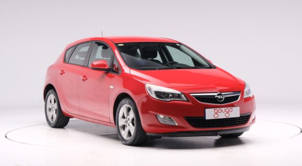 OPEL ASTRA BERLINA CON PORTON 1.6 ENJOY 115 5P