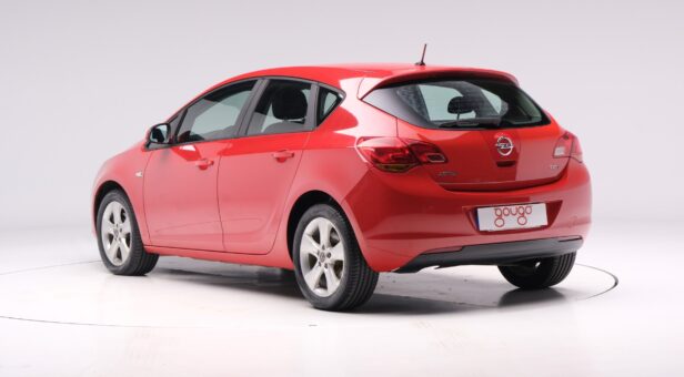 OPEL ASTRA BERLINA CON PORTON 1.6 ENJOY 115 5P
