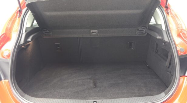 OPEL ASTRA BERLINA CON PORTON 1.6 ENJOY 115 5P