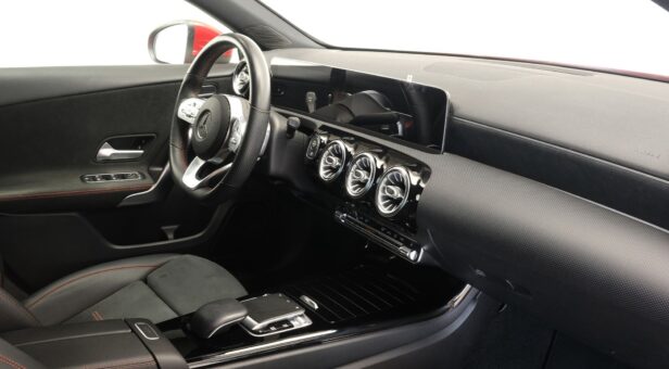 MERCEDES A-CLASS A 180 D AMG LINE MERCEDES A-CLASS A 180 D AMG LINE