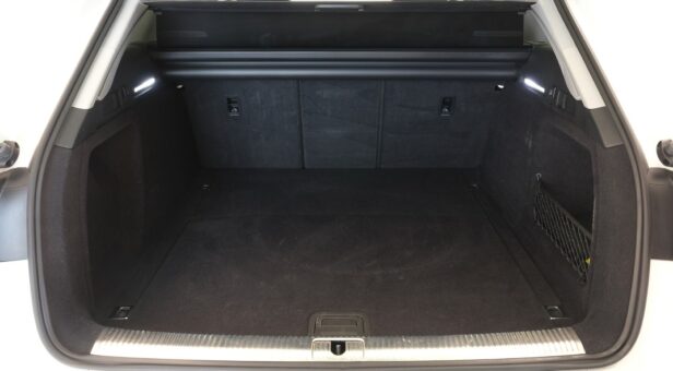 AUDI A4 FAMILIAR 2.0 35 TDI S TRONIC BLACK LINE AVANT 163 5P