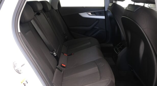 AUDI A4 FAMILIAR 2.0 35 TDI S TRONIC BLACK LINE AVANT 163 5P