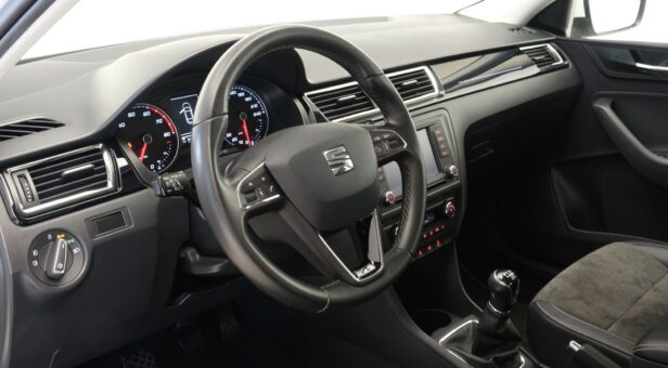 SEAT TOLEDO BERLINA CON PORTON 1.0 TSI 81KW S