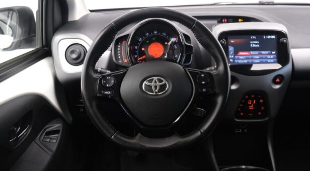 TOYOTA AYGO MINICOCHE 1.0 VVT-I X-wave 72 5P