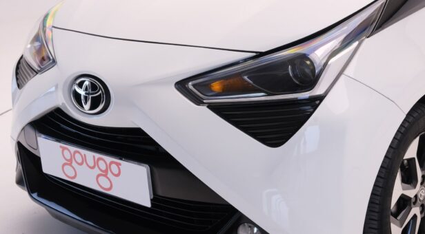TOYOTA AYGO MINICOCHE 1.0 VVT-I X-wave 72 5P