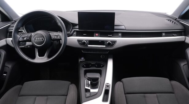 AUDI A4 SEDAN 2.0 30 TDI S TRONIC S LINE 136 4P