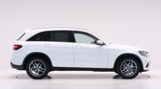 MERCEDES GLC-CLASS GLC 220 D 4MATIC AMG LINE MERCEDES GLC-CLASS GLC 220 D 4MATIC AMG LINE