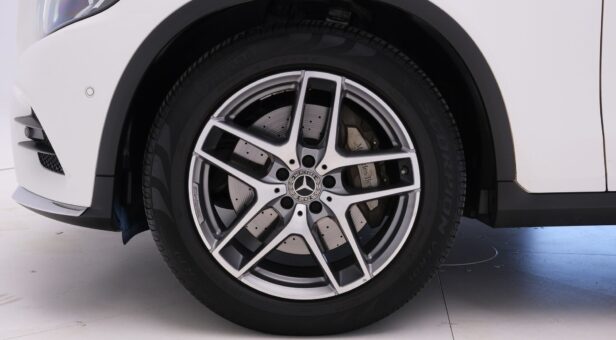 MERCEDES GLC-CLASS GLC 220 D 4MATIC AMG LINE MERCEDES GLC-CLASS GLC 220 D 4MATIC AMG LINE