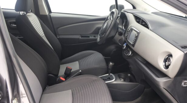 TOYOTA YARIS BERLINA CON PORTON 1.5 DUAL VVT-IE ACTIVE 111 5P