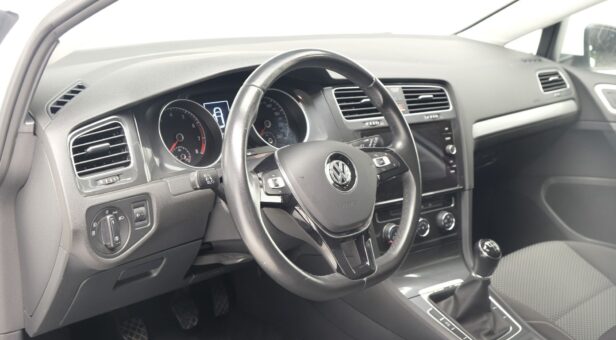 VOLKSWAGEN GOLF EDITION 1.0 TSI BMT 81 KW (110 CV) 6 VEL.