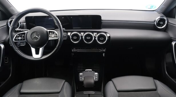 MERCEDES A-CLASS A 250 e MERCEDES A-CLASS A 250 e