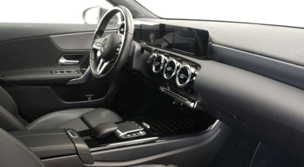 MERCEDES A-CLASS A 250 e MERCEDES A-CLASS A 250 e