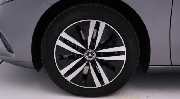 MERCEDES A-CLASS A 250 e MERCEDES A-CLASS A 250 e