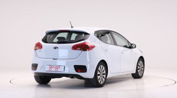 KIA CEED BERLINA CON PORTON 1.4 CVVT TECH 100 5P