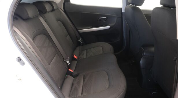 KIA CEED BERLINA CON PORTON 1.4 CVVT TECH 100 5P
