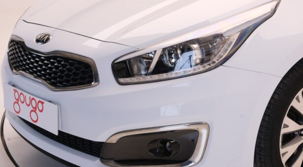 KIA CEED BERLINA CON PORTON 1.4 CVVT TECH 100 5P