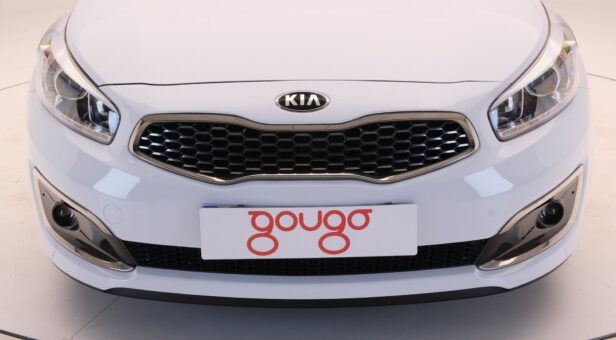 KIA CEED BERLINA CON PORTON 1.4 CVVT TECH 100 5P