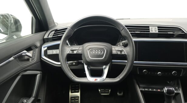 AUDI Q3 TODOTERRENO 1.5 35 TFSI S TRONIC BLACK LINE 150 5P