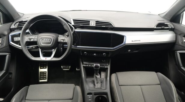 AUDI Q3 TODOTERRENO 1.5 35 TFSI S TRONIC BLACK LINE 150 5P