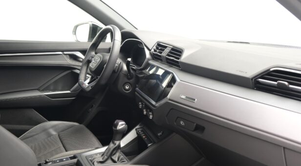 AUDI Q3 TODOTERRENO 1.5 35 TFSI S TRONIC BLACK LINE 150 5P