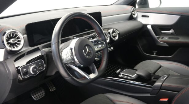 MERCEDES CLA SEDAN 2.0 CLA 200 D DCT 150 4P