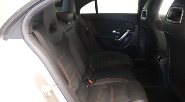 MERCEDES CLA SEDAN 2.0 CLA 200 D DCT 150 4P