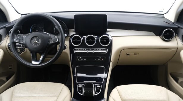 MERCEDES GLC-CLASS GLC 220 D MERCEDES GLC-CLASS GLC 220 D