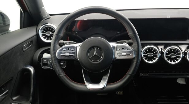 MERCEDES CLASE A A 180 d Compacto MERCEDES CLASE A A 180 d Compacto