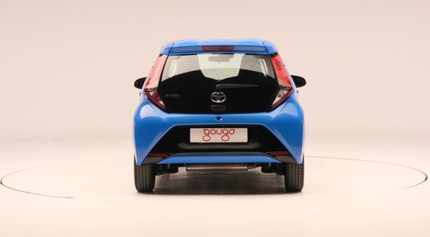 TOYOTA AYGO MINICOCHE 1.0 VVT-I X-PLAY 72 5P