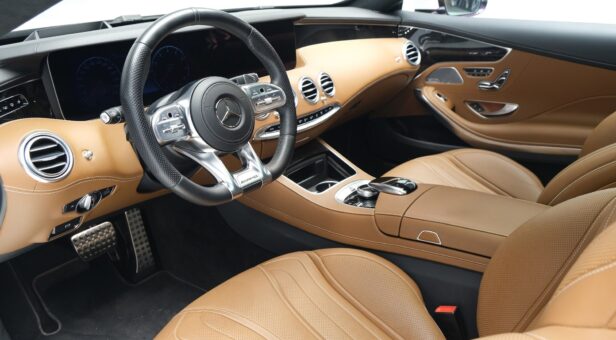 MERCEDES S-CLASS S 560 4 MATIC COUPE MERCEDES S-CLASS S 560 4 MATIC COUPE