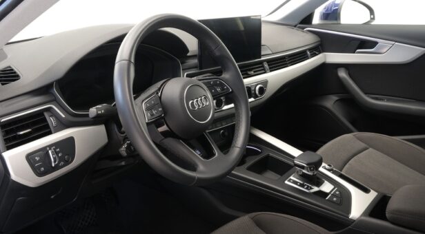 AUDI A4 SEDAN 2.0 30 TDI MHEV S TRONIC ADVANCED 136 4P