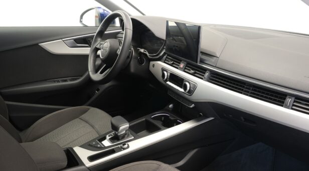 AUDI A4 SEDAN 2.0 30 TDI MHEV S TRONIC ADVANCED 136 4P