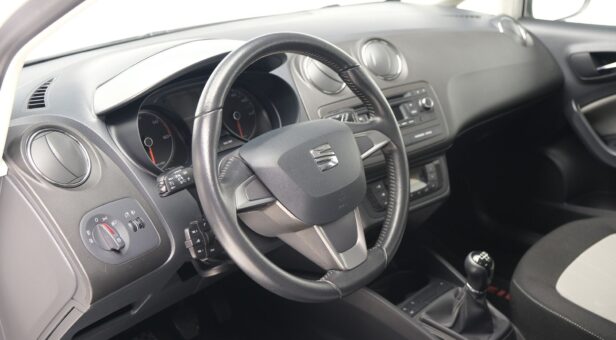 SEAT IBIZA 1.6 TDI 90 STYLE ITECH 30 ANIVERSARIO