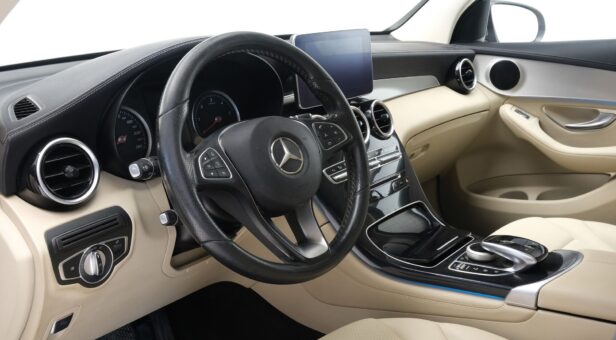 MERCEDES GLC-CLASS TODOTERRENO 2.1 GLC 220 D 4MATIC AUTO 170 5P MERCEDES GLC-CLASS TODOTERRENO 2.1 GLC 220 D 4MATIC AUTO 170 5P