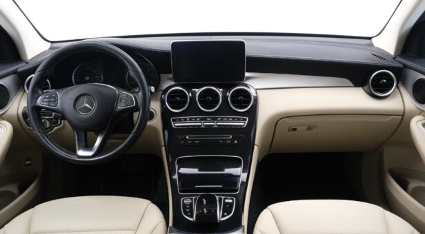 MERCEDES GLC-CLASS TODOTERRENO 2.1 GLC 220 D 4MATIC AUTO 170 5P MERCEDES GLC-CLASS TODOTERRENO 2.1 GLC 220 D 4MATIC AUTO 170 5P