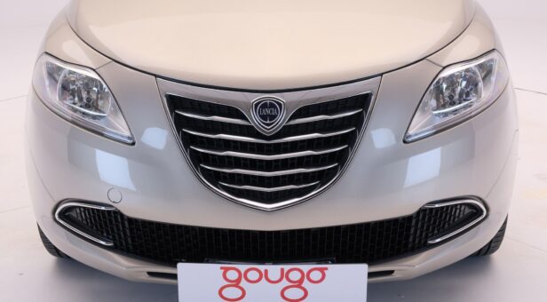LANCIA YPSILON BERLINA CON PORTON 1.2 GOLD EVO II 69 5P