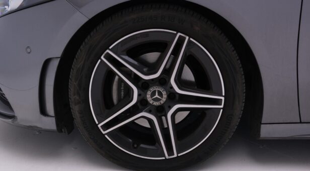 MERCEDES CLASE A A 200 d Compacto MERCEDES CLASE A A 200 d Compacto