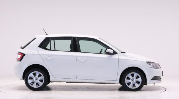 SKODA FABIA BERLINA CON PORTON 1.0 MPI 55KW BUSINESS 75 5P