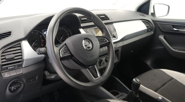 SKODA FABIA BERLINA CON PORTON 1.0 MPI 55KW BUSINESS 75 5P