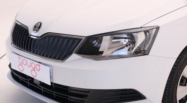 SKODA FABIA BERLINA CON PORTON 1.0 MPI 55KW BUSINESS 75 5P