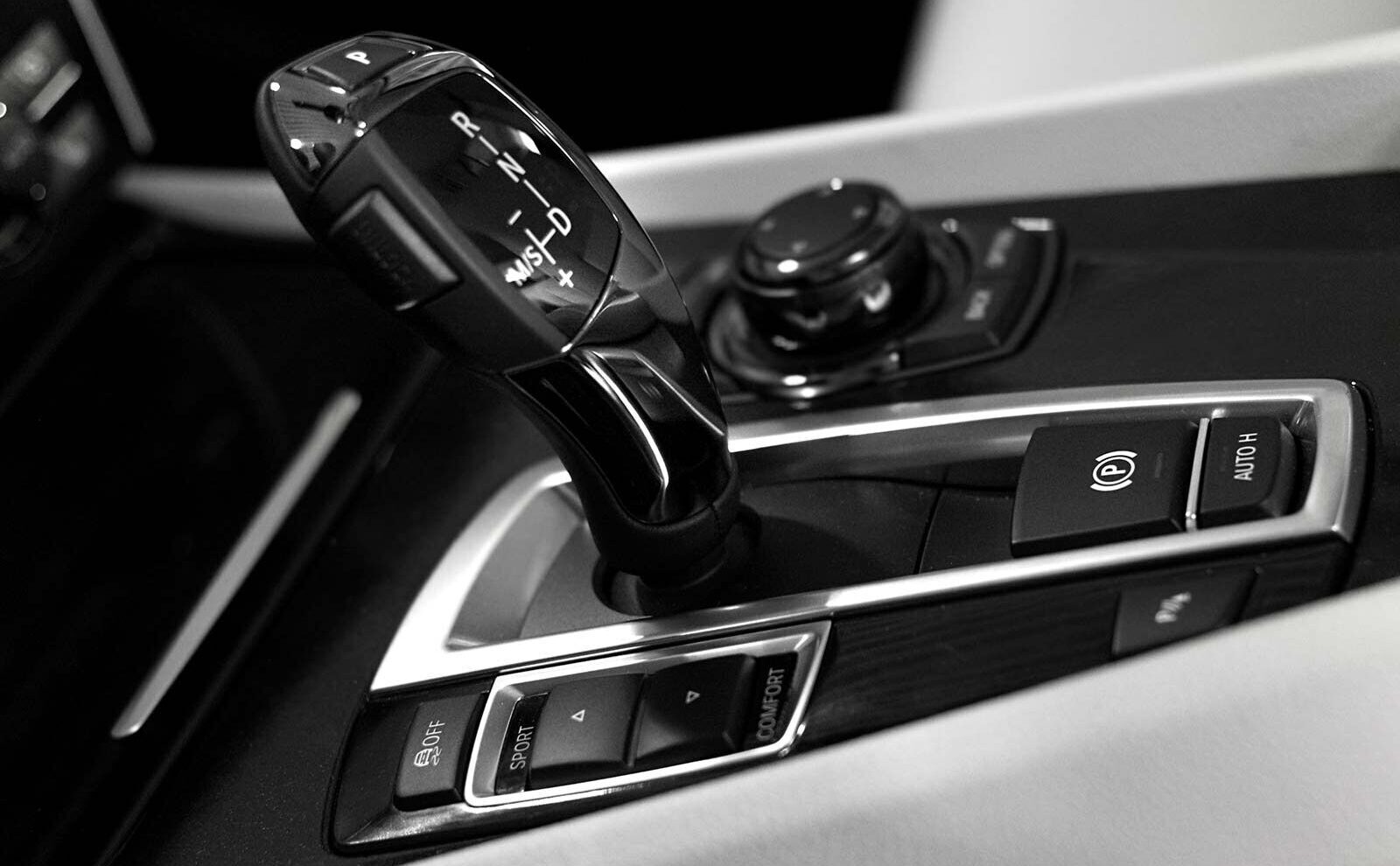 ¿Coche manual o automático? Todo lo que debes saber si vas a comprar un coche de segunda mano