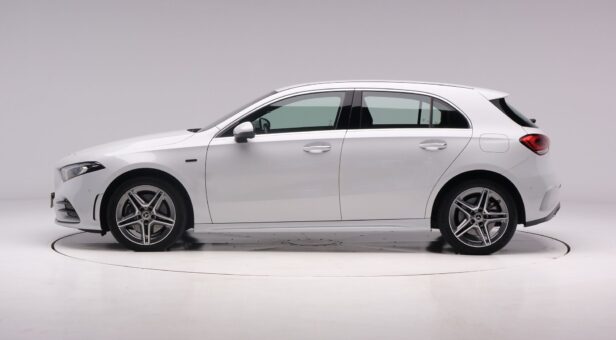 MERCEDES A-CLASS A 250 e compacto MERCEDES A-CLASS A 250 e compacto