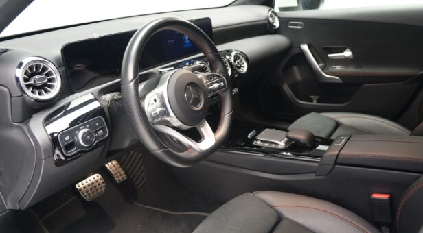 MERCEDES A-CLASS A 250 e compacto MERCEDES A-CLASS A 250 e compacto