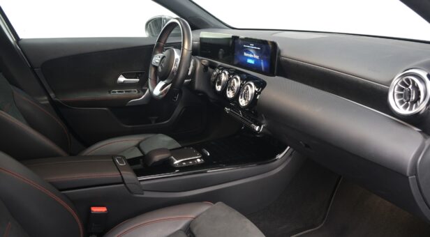 MERCEDES A-CLASS A 250 e MERCEDES A-CLASS A 250 e