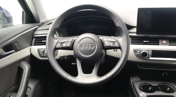 AUDI SEDAN 2.0 30 TDI S TRONIC ADVANCED 136 4P AUDI SEDAN 2.0 30 TDI S TRONIC ADVANCED 136 4P